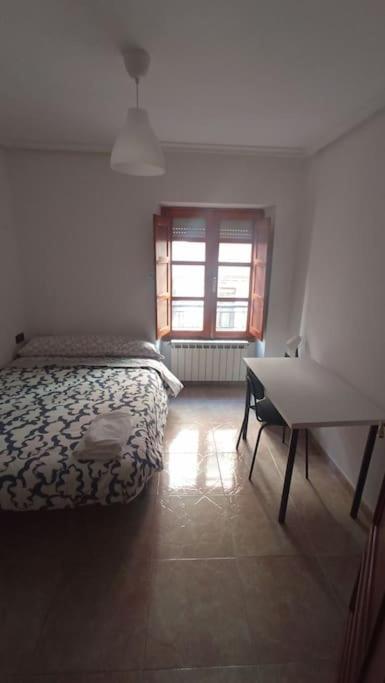 Piso Centrico En Casco Antiguo Apartment Leon Ngoại thất bức ảnh